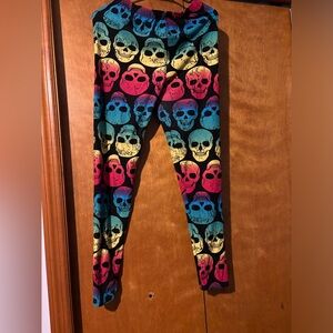 Colorful skull print leggings